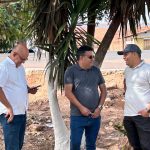 MARCOLÂNDIA PIAUÍ – VEREADOR JÚNIOR DE MÁRIO E O PREFEITO CORINTO MATOS VISITA LOCAL ONDE SERÁ REALIZADO PROJETO DE REVITALIZAÇÃO NO MUNICÍPIO 